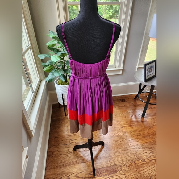 Gorgeous Andree dress size L - Picture 3 of 3